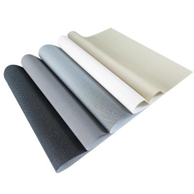 Chine Tissu aveugle extérieur de protection solaire de PVC de tissu de stores de rouleau de polyester de preuve UV pour le jardin à vendre