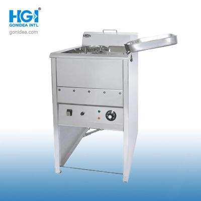 China Steel Floor Standing Electric Deep Fryer Machine 7000W 18L For Fish And Chips en venta