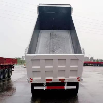 China Manual Transmission Used Tipper Trucks 6x4 10 Wheels Dumper For Euro II Euro V Emission Standard à venda