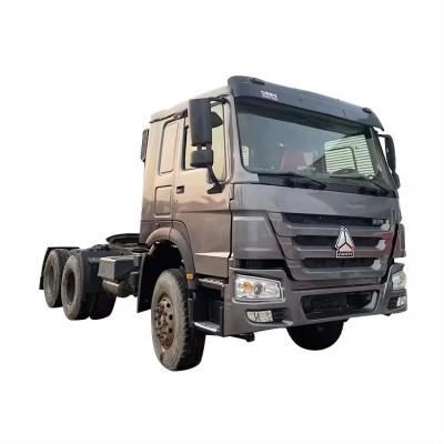 Cina Sinotruk 371 420 HP Used Tractor Howo Trucks 10 2-Wheel Automatic Manual Diesel Euro 3 FH 500 With 6x4 Drive in vendita