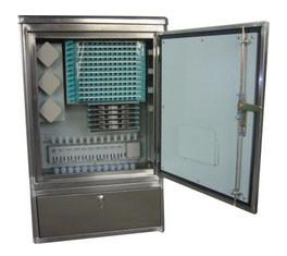 China IP65 Protective Optical Fiber Cross Connection Cabinet With 192 Cores for sale
