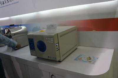 Chine Machine portative électrique industrielle/médicale de stérilisateur d'autoclave à vapeur à vendre