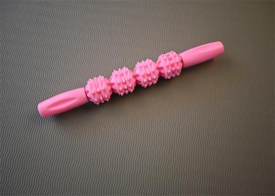China Rodillo de músculo de la espalda Rodillo de masaje de mano rosa personalizado en venta
