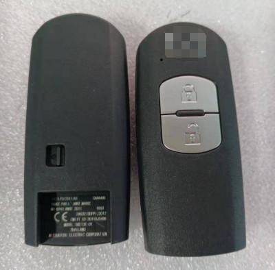 China 433MHz 2 llavero plástico del negro remoto de la llave del botón SKE13E-01 Mazda con la batería en venta