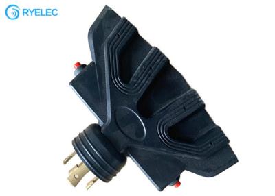 China Nema 5-20R 20Amp con los disyuntores del protector de la sobreintensidad de corriente al enchufe de la nema L14-30P 30Amp en venta