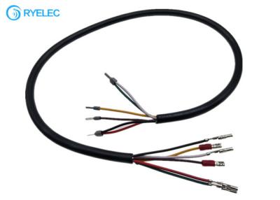 中国 習慣2464 2.8*0.5/Pin地面によって絶縁される電線のひだ末端踏鋤コネクターのための18AWGケーブル 販売のため