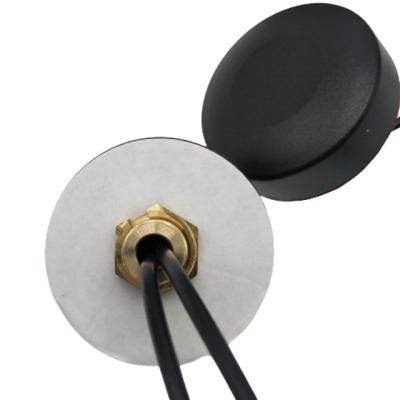 China 2 In 1 Screw Wall Mount Mini Puck 4G LTE Antenna With SMA Connector For Car for sale