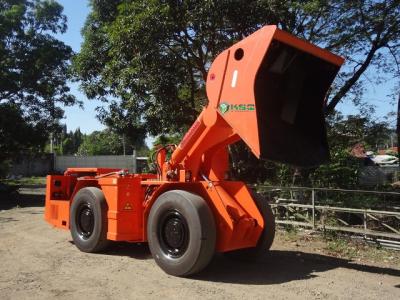 China Tunnel load haul dump truck with ability to install Shotcrete Robot Arm , KSQ RL -2 for sale
