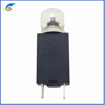 China 20A 250V Protector de sobrecarga interruptor de circuito manual fusible térmico automático y protector térmico en venta