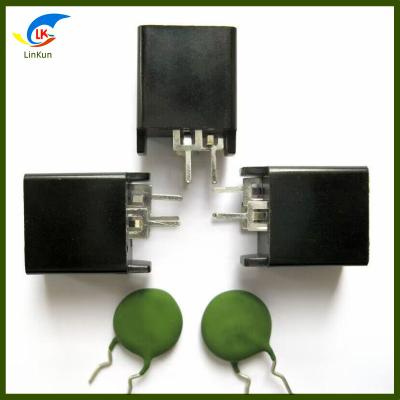 China Resistor de desgaussing MZ73 Concha montada con doble chip de tres pines MZ73-18 Ohm PTC termistor para televisión en venta