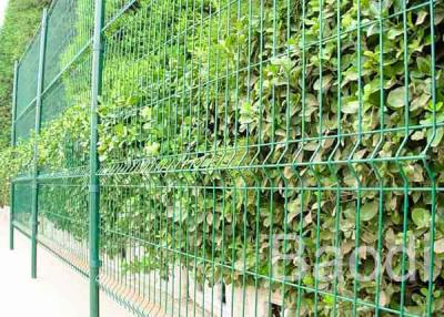 中国 3 - 金網、ビニールを囲う6つのMmの庭は公園のために囲う溶接されたワイヤーに塗りました 販売のため
