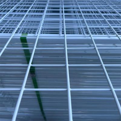 China 2x2 Paneles de malla de alambre soldado de PVC Hojas de malla de alambre recubiertas de plástico 30m/rollo en venta