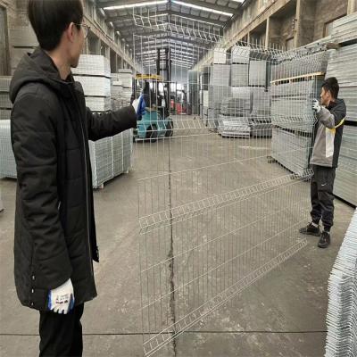 Κίνα 3D καμπυλωτό συγκολλημένο σύρμα πλέγματος φράχτης κήπου Οικιακή εξωτερική διακόσμηση προς πώληση