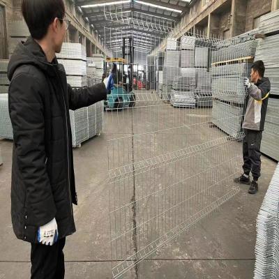 China 0.6m - 3.0m Height Galvanized 3d Curved Fence For Playground Fence Panels for sale