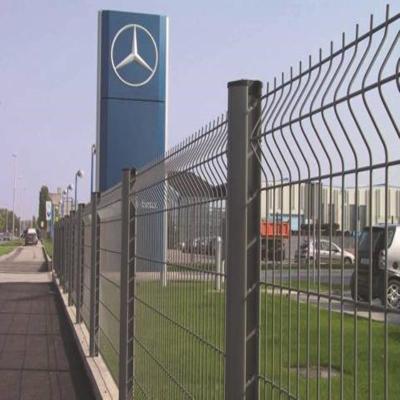 China 4 Feet Galvanized 3d Curved Fence For Parking Lot Fence Panels for sale