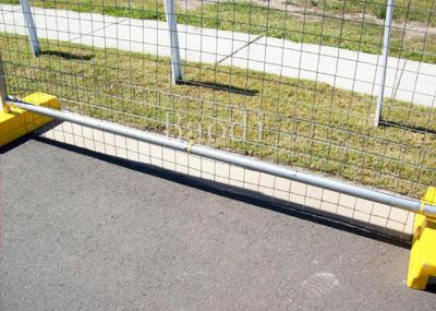 China Zinc Coated Welded Temporary Mesh Fence For Special Outdoor Events 1.8m X 2.4m for sale