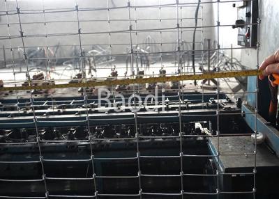 China Caliente de la cerca de alambre del ganado del nudo de la junta de bisagra sumergido galvanizado para la cerca animal en venta