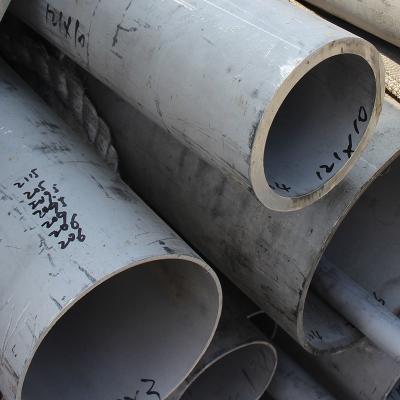 China Hot Rolled 304 Stainless Steel Seamless Round Pipe 5-15mm Wall Thickness en venta