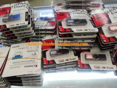 China Refresque memorias USB coloridas 8GB de Kingston USB compatibles con USB 1,1 y 1,0 en venta