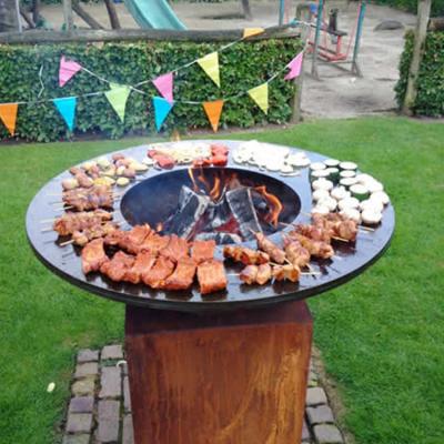 China Outdoor Charcoal Smoker Corten Steel BBQ Grill 10mm Thick With Circle Plancha for sale