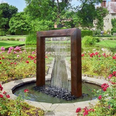 China Corten abstrakte Skulptur-Wasser-Stahlbrunnen Corten Stahlmetallregenvorhang-Wassereigenschaft zu verkaufen
