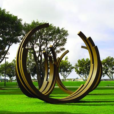 China Esculpturas de jardim de metal enferrujado de grandes dimensões certificadas ISO 9001 à venda