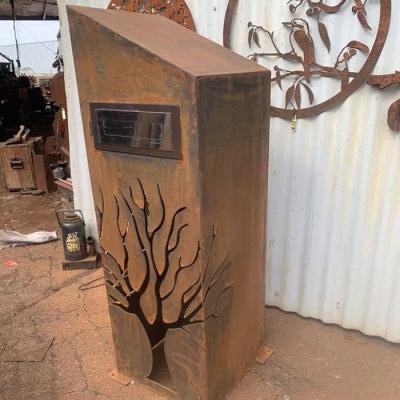 China Customized Outdoor Corten Steel Sculpture Metal Letter Box With Polishing Craft for sale