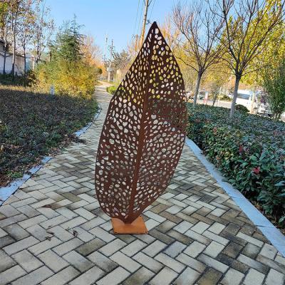 China 300mm Corten Steel Sculpture SGS Metal Steel Garden Sculpture Yard Art For Parks for sale