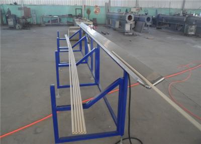 China Leitungsrohr-Plastikverdrängungs-Ausrüstung PVCs UPVC/Herstellungs-Maschine, CER Standard zu verkaufen