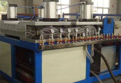 China Single Screw Extruder PC PP Plastic Hollow Sheet Extrusion Line , Hollow Board Making Machine for sale