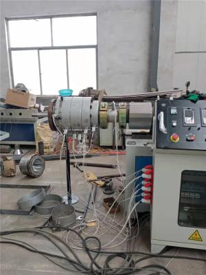 China Cool Water Pipe Extrusion Line 30 KW Sewer PVC Pipe Making Machine for sale