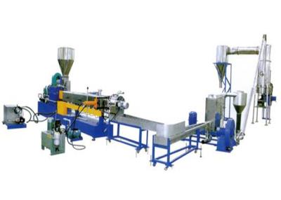 China Two Step Recycled Non-woven Granule Plastic Extrusion Machine , Recycled Film Plastic Extruder for sale