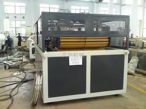China WPC Recyclable Door Board Production Line for sale