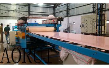 Chine Chaîne de production d'imitation de marbre de profil du plancher WPC à vendre