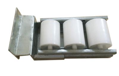 China Conector de aço do metal da parte alta SPCC para a trilha do rolo/o trole móbil do conjunto à venda