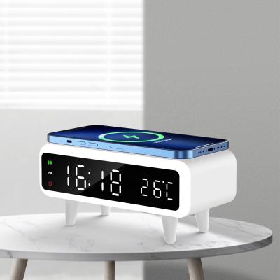 China Display LED Reloj de alarma inalámbrico Qi, cargador inalámbrico compatible con Qi en venta