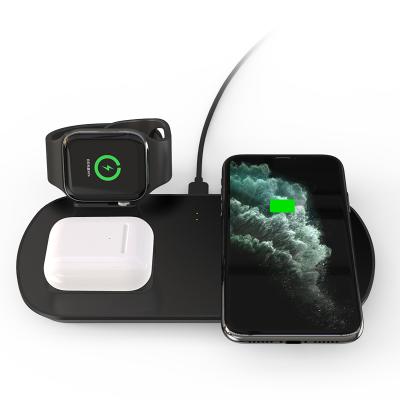China Anti Skid  210g 3 In 1 Wireless Charger Station For Apple Products for sale