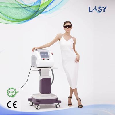 China Sapphire Portable Tattoo Removal Machine 1064nm Nd Yag Q Switch Laser Machine for sale