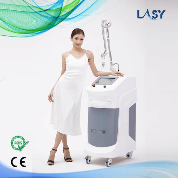Quality Permanent Cosmetic Fractional Laser CO2 Machine 635nm 30 / 40 / 60W for sale