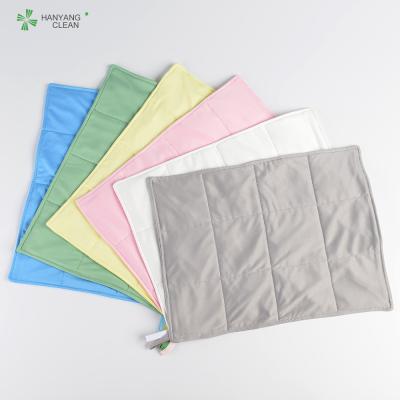 China 3 Layers Anti Static Microfiber Cloth Good Hygroscopic For Cleanroom for sale