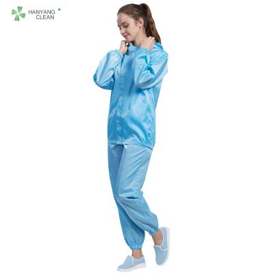 China Blauer Farbecleanroom-statische Antijacke und Hosen mit Haube ESD-Klasse 100 zu verkaufen