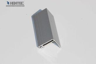 China El marco del aluminio que corta/de doblez 6061 para el marco del panel solar plateado/se ennegrece en venta