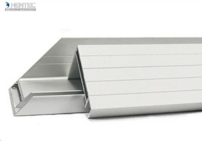 China Schwarz/silbriges anodisiert 6063 Aluminium-Sonnenkollektor-Rahmen/lamellenförmig angeordneten Platten-Solarprofilen zu verkaufen