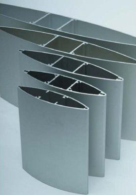 China El panel de aluminio de las lumbreras del anodizado plateado/en negro de las cuchillas industriales del extractor en venta