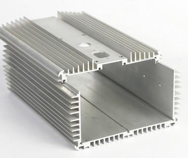 Cina Alloggio di alluminio espulso professionale del driver su misura recinzione di alluminio in vendita