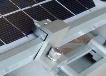 중국 PV 끝 죔쇠 태양 지붕 산 체계 6063 - T5 알루미늄은 단면도 내밀었습니다 판매용