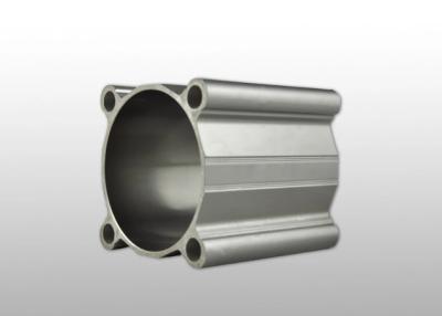 China T4 anodizó el perfil de aluminio industrial AAMA COMO perforación que molía en venta