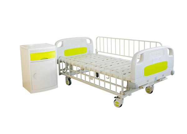 Quality 980MM Paediatric Hospital Bed With Single Crank Bumper Wheel for sale