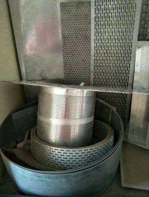 China Espesor 0,1 mm--hoja perforada de metal galvanizado de 12 mm con orificio de 0,5 mm en venta