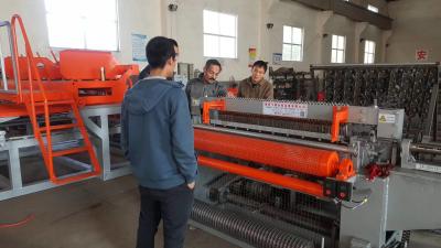 China Fully Automated Chicken Mesh Welded Wire Mesh Machine ISO9001 for sale